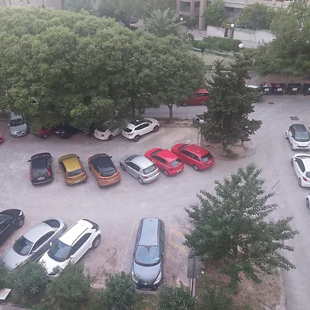 Appartement 10 , Self Check-in & Free Public Parking
